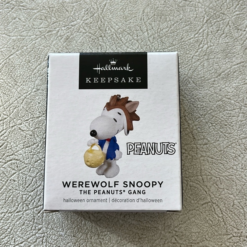 Hallmark werewolf snoopy mini ornament brand new